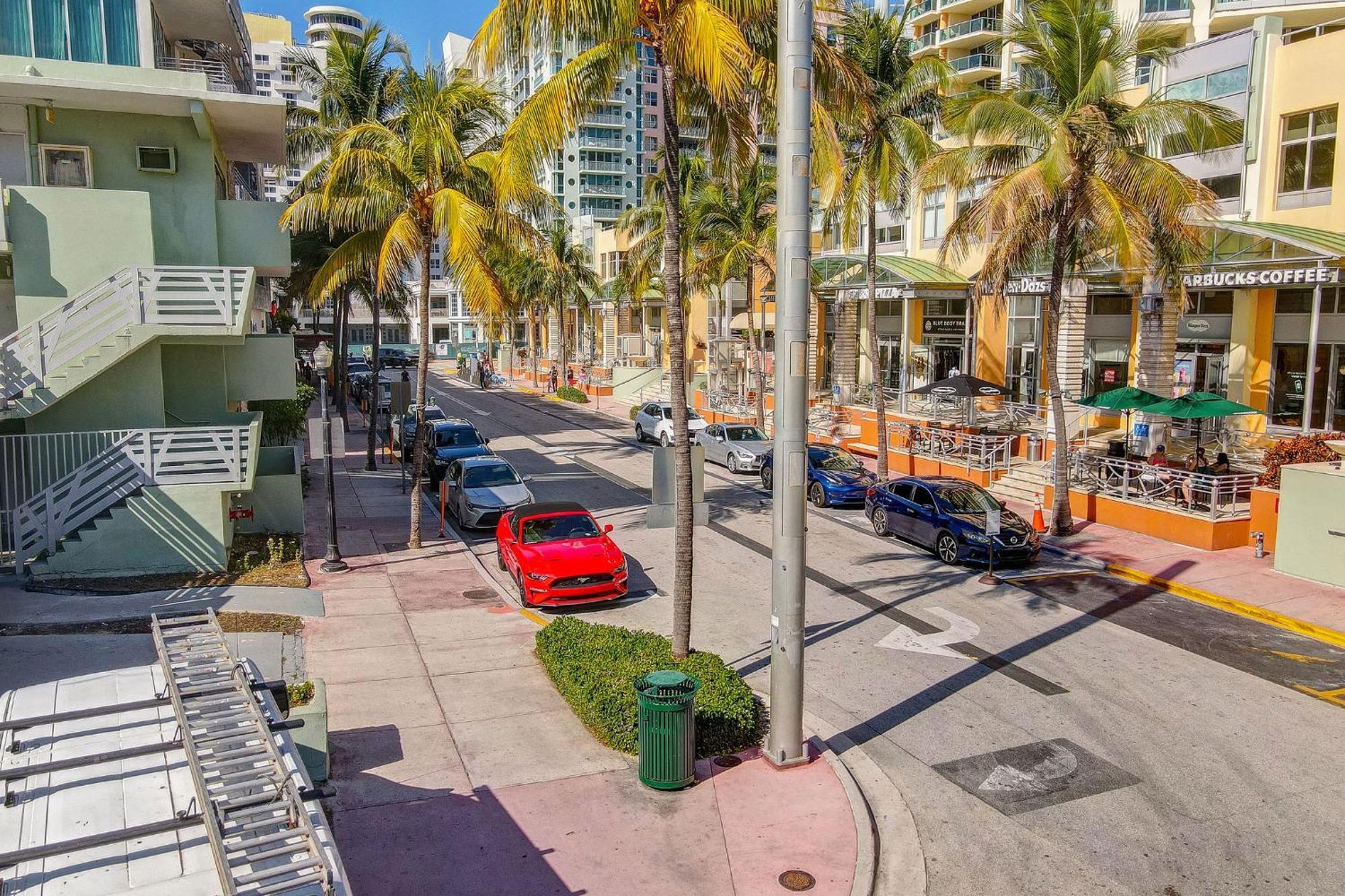 Beachy 1 B/R, W/2 Queen Beds, On Ocean Drive Beach マイアミビーチ エクステリア 写真