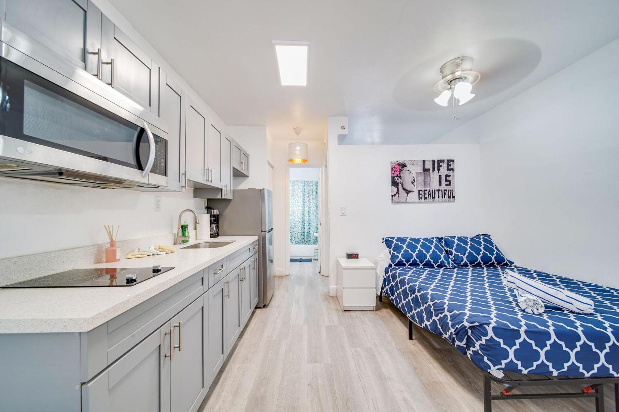 Beachy 1 B/R, W/2 Queen Beds, On Ocean Drive Beach マイアミビーチ エクステリア 写真